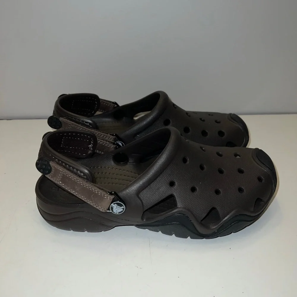 Crocs Men's Swiftwater Clogs
